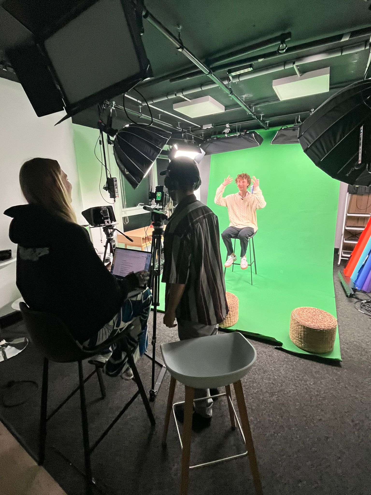 Preuve de performance Point Bonus — studio fond vert pour contenu viral